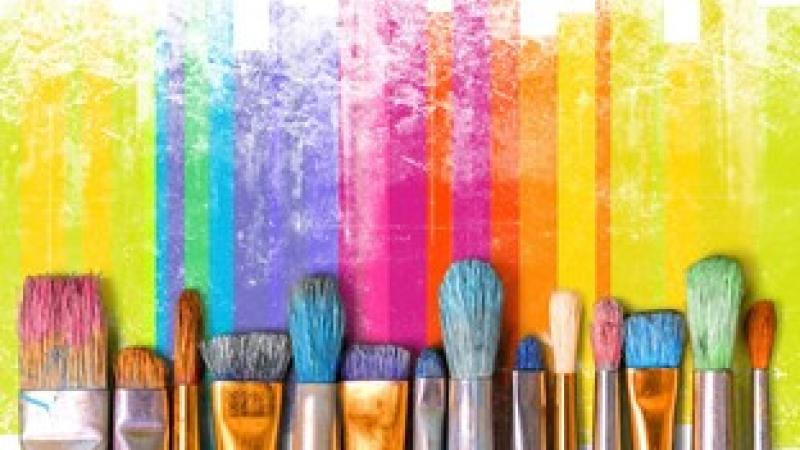 picture of paint brushes